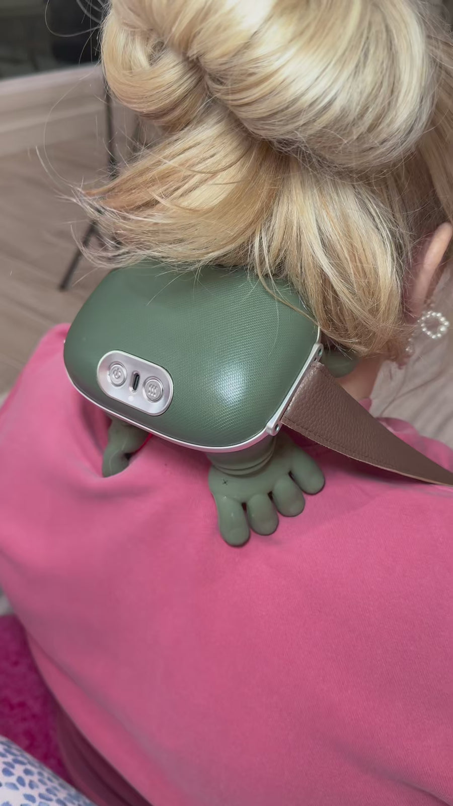 REAL-HAND FEEL